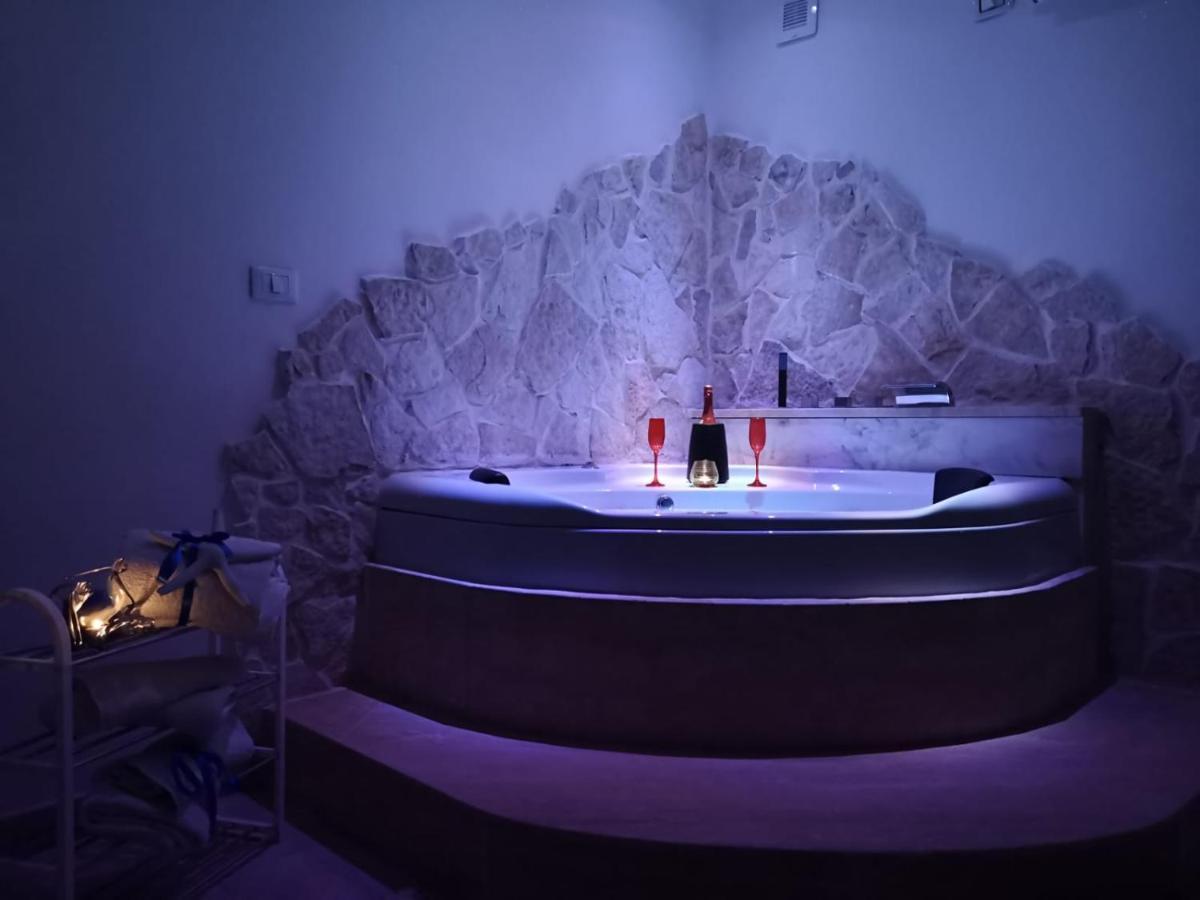 Villa Mina Con Vasca Idromassaggio Taranto Exteriér fotografie